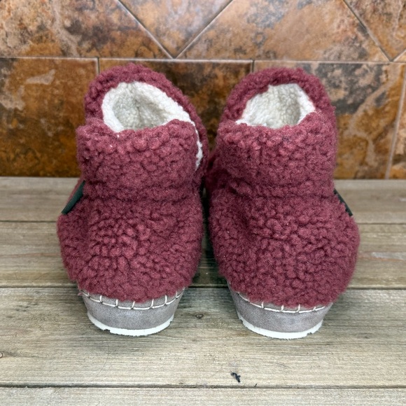LL Bean Slippers - Picture 4 of 7